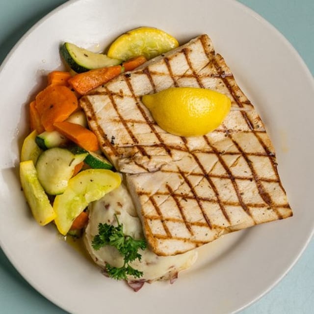 Grilled or Blackened Mahi Dinner.