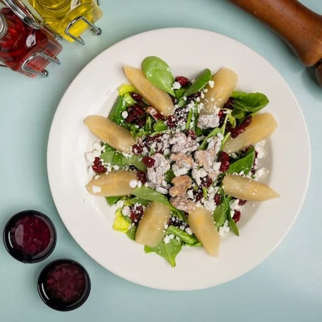 Gillian Farms Pear and Goat Cheese Salad.