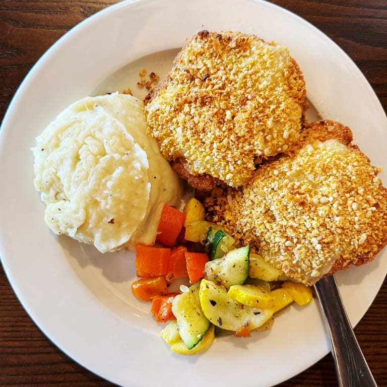 Try Phenomenal Macadamia Chicken in Winter Haven