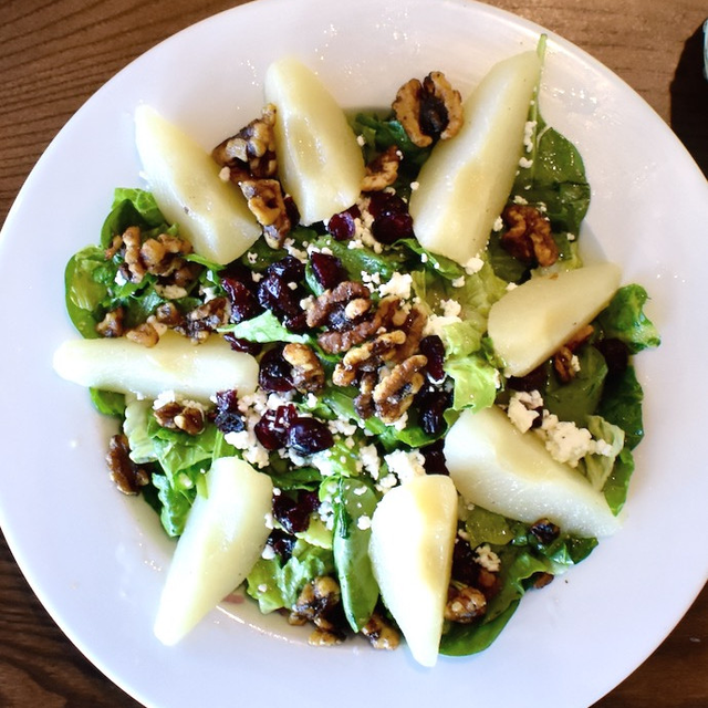 Gillian Farms Pear and Goat Cheese Salad.